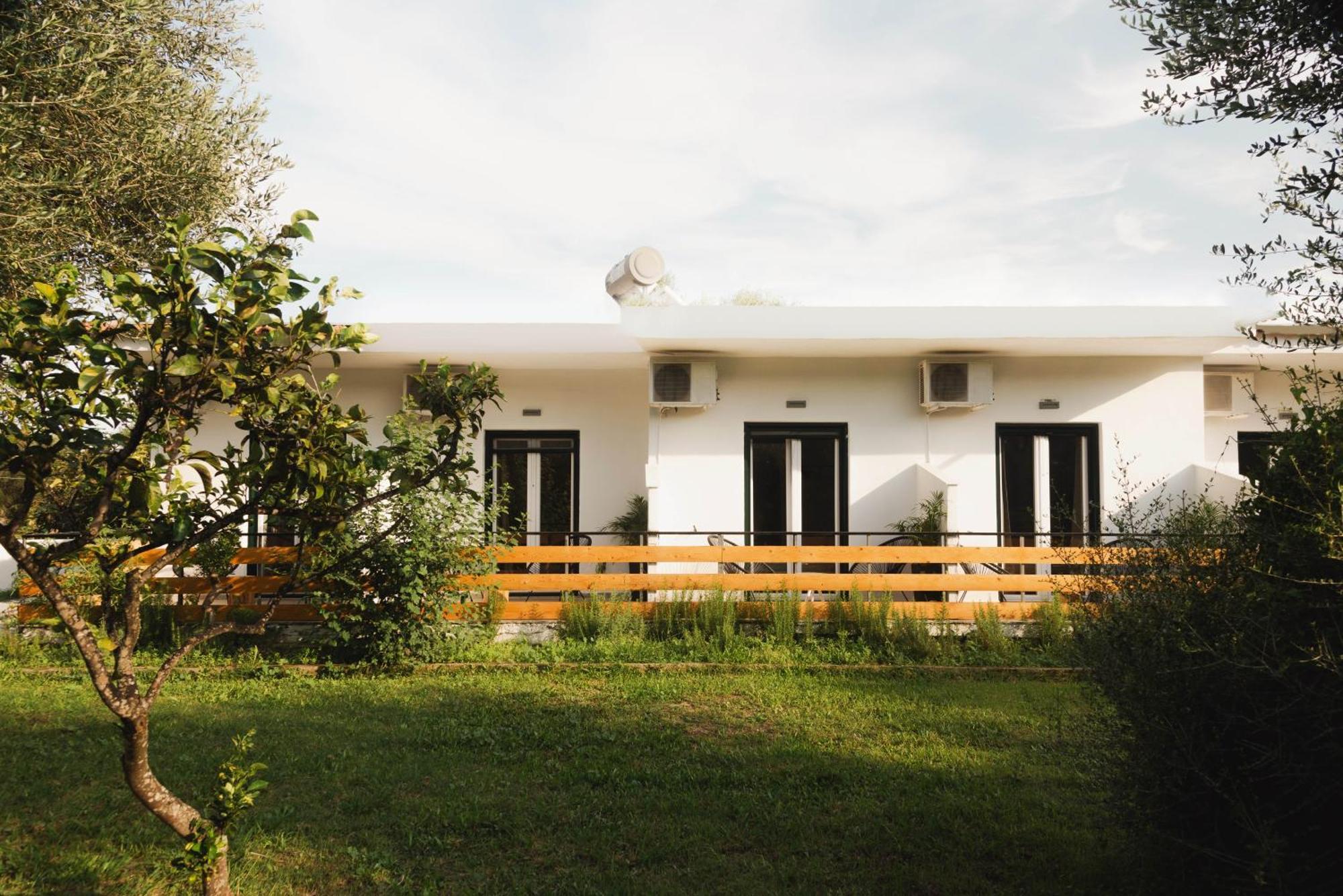 Olive Grove Suites Boutique Hotel Moraítika Eksteriør bilde